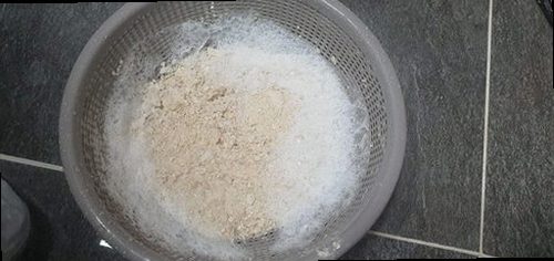 청주시 흥덕구 봉명1동 하수구막힘 배수 지연이 발생한 욕실 바닥과 배수구 주변 현장